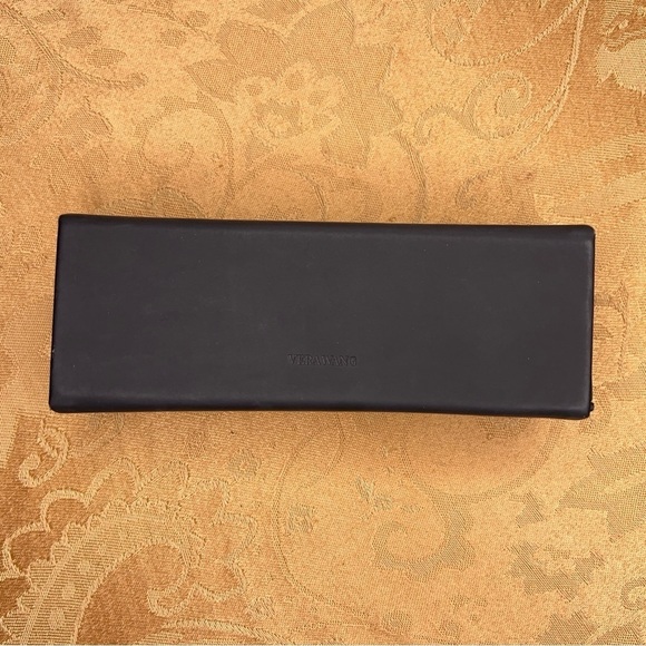BLACK VERA WANG HARD SHELL EYEGLASS CASE VELOUR LINED CLASSIC - Picture 4 of 9